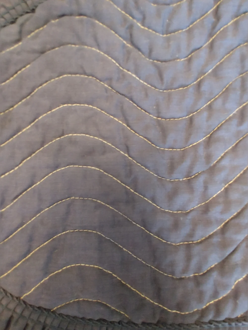 VTG Set of 4 Quilted Oval Placemats in Navy Blue reversable white/navy stitching